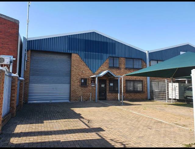 359M² FACTORY RENTED IN SAXENBURG PARK 1